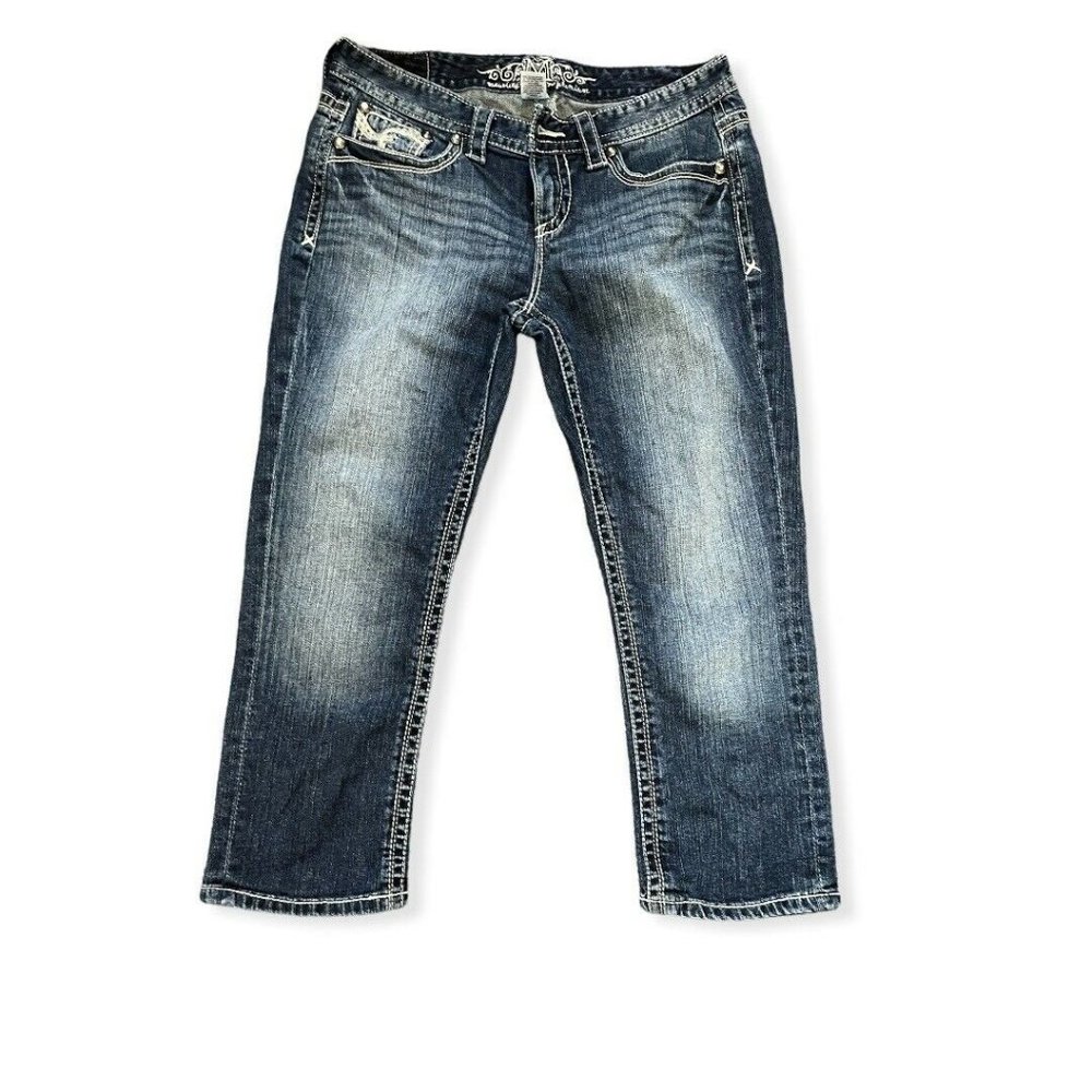 Maurice's Capri Blue Jeans 9/10Heavy Buttons on Back with Embelishment EUC